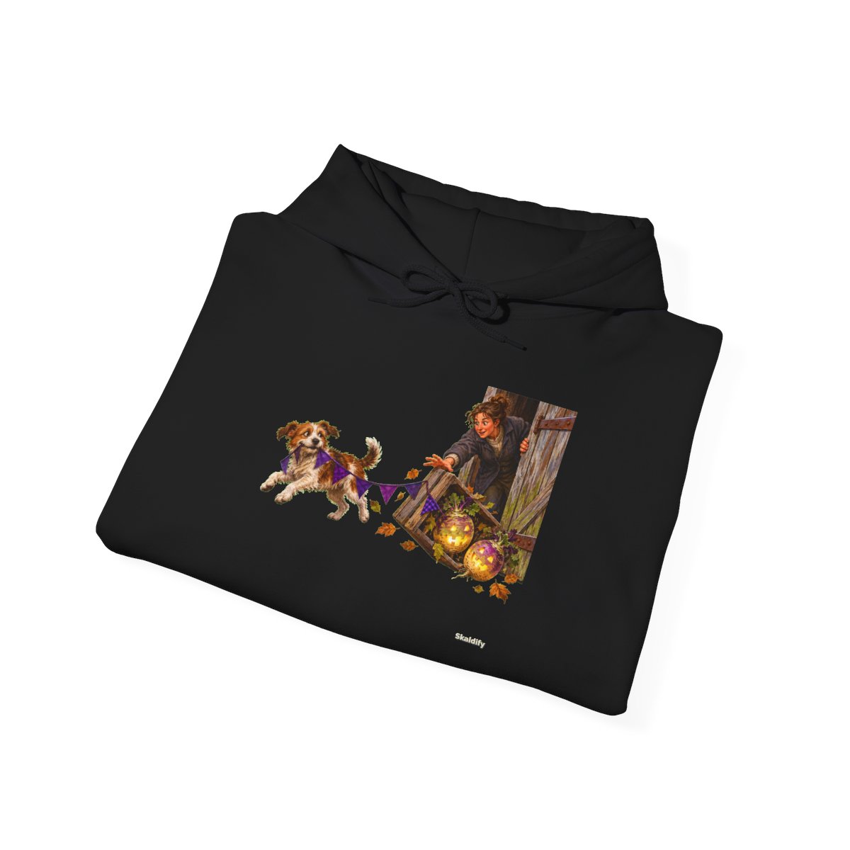 Skaldify – Rübenlaternen am Scheunentor · Halloween (Hoodie) - Image 3
